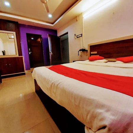 Hotel Vashishta Inn Paderu 外观 照片