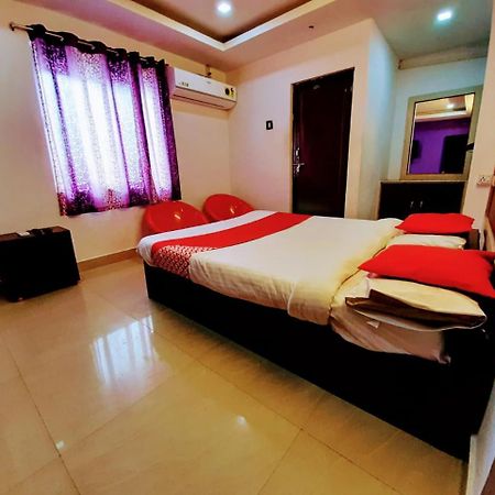 Hotel Vashishta Inn Paderu 外观 照片